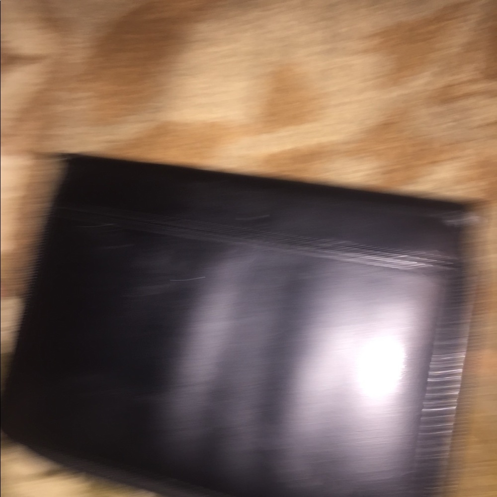 Tablet with case - Picture 2 of 2